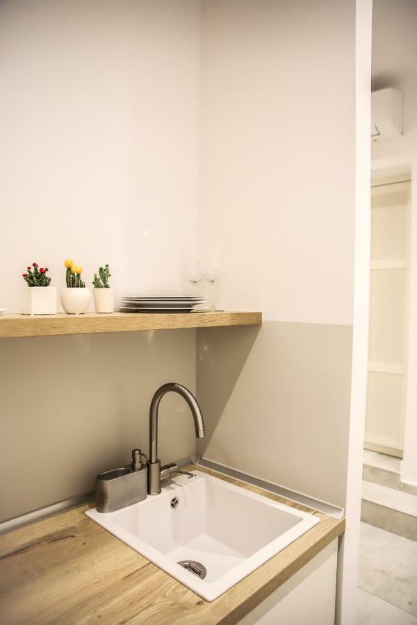 Thea Apartament *